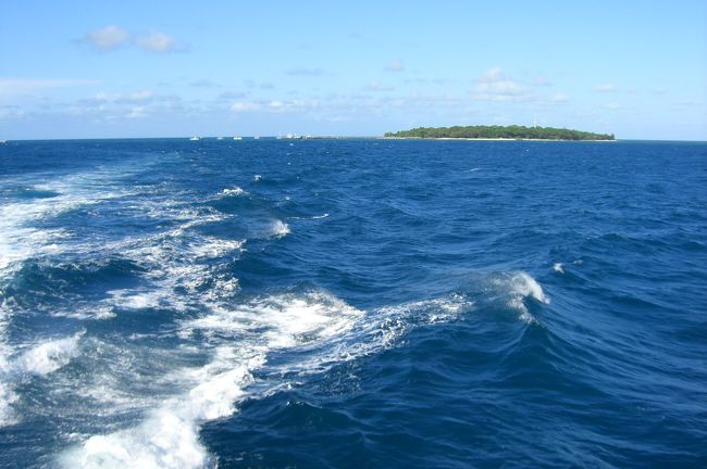 船酔いを上乗せしつつ、クルーズでケアンズへ