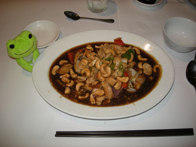 マジックショーとセットのディナー（Cafe Chinaをチョイス）。