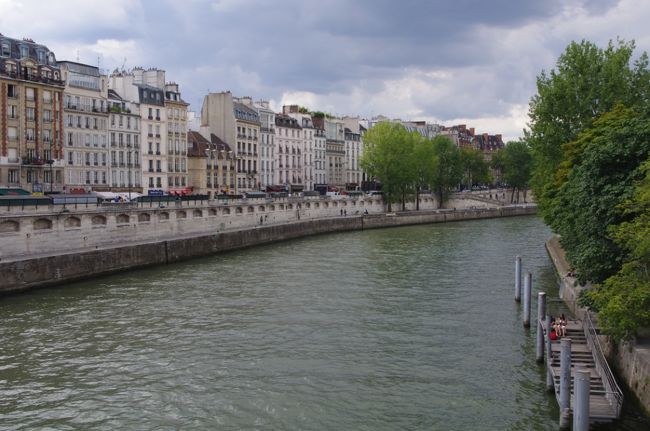 街を散策しながら、しばしお買い物タイム♪