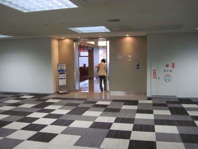 フィンエアーの搭乗口近くのカンタスラウンジで時間調整。フィンエアーはこちらのラウンジが提携みたい。