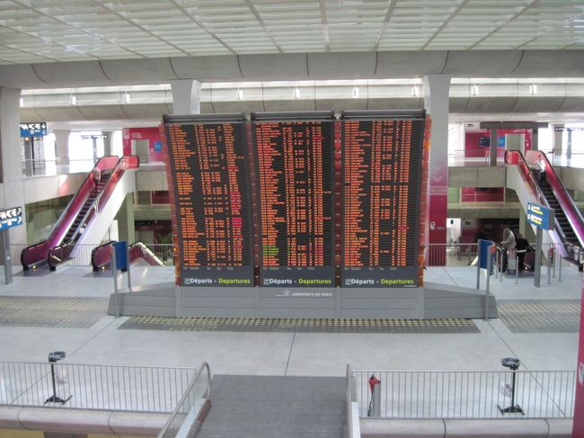 後日使用するSNCFのチケットを購入。