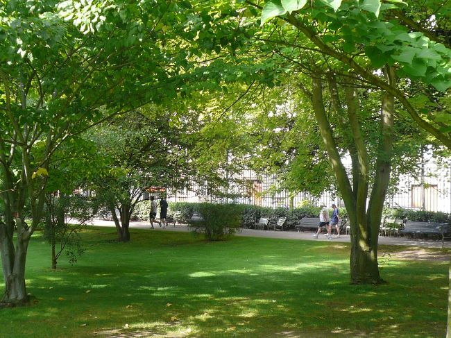 運動している市民の姿。<br />こういうの、いいですよね。<br />思わずぼーっとしていました。