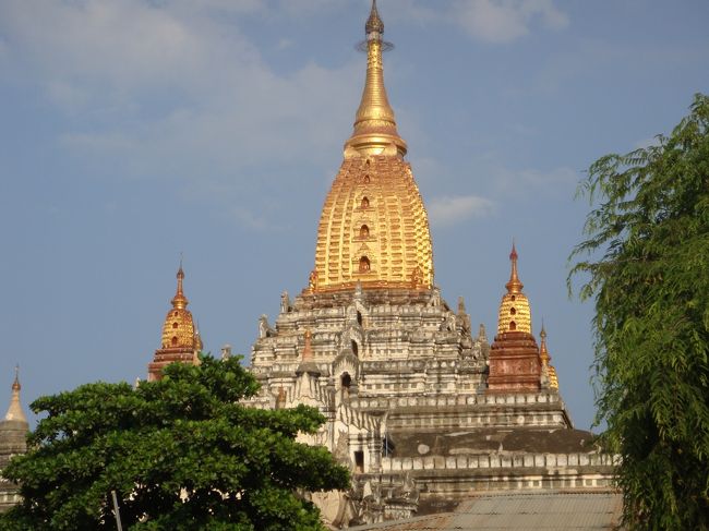 色々見て回りまして、好みはともかく、もっとも美しいと言われる訳が解らんでも無いかな。