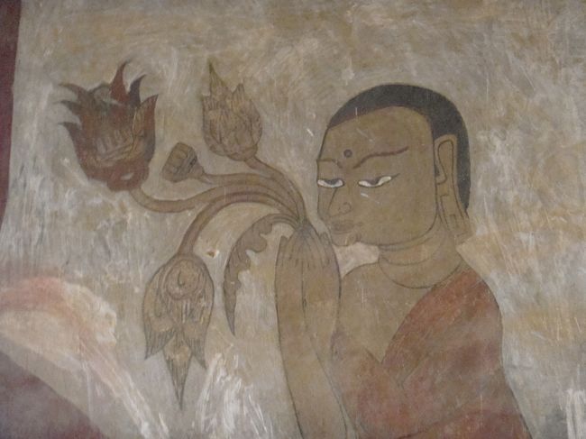 けっこ、綺麗に残ってるなぁ。修復したんかなぁ。