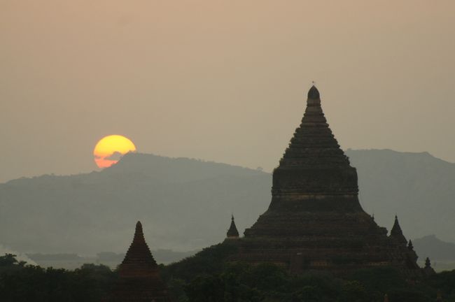 ちょっとだけ雲もかかってますが、それもまた良し。