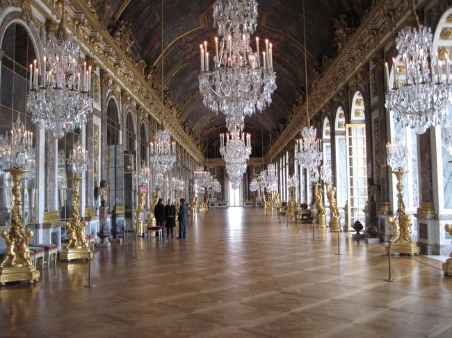 写真やガイドブックで何度も見たが、、、