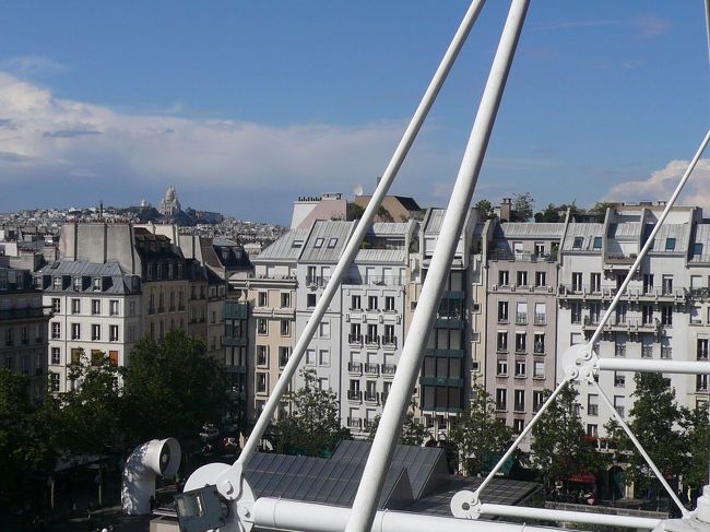 楽しんでいたら外の雨はやみ、<br />外は晴れていました。
