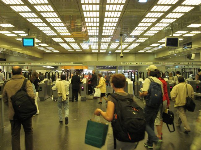 シャルトルからモンパルナス駅に戻ってきた。