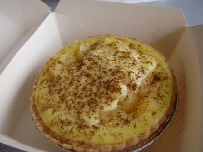 <br />わたしはアップルカスタードをオーダー。<br />海外のスイーツと思えないほど、カスタードの甘さがちょうど良く<br />りんごもあまーく煮てあっておいしかったですよ〜。<br />朝食にはぴったり。<br />