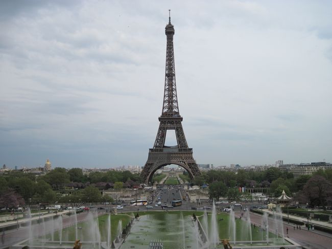 シャイヨー宮から見るエッフェル塔。<br /><br />素人でも満足いく写真が撮影できた。