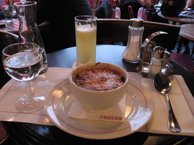 オニオングラタンスープが食べたかった。<br /><br />まず、量は十分。味も良い。<br /><br />満足できる一品だった。