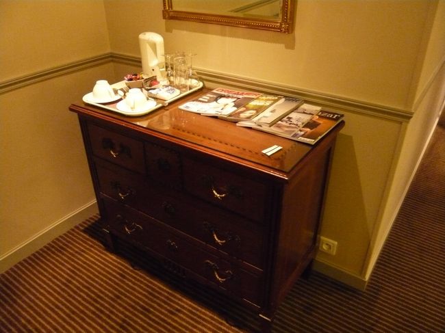 洋服を入れるのに便利なタンスです。