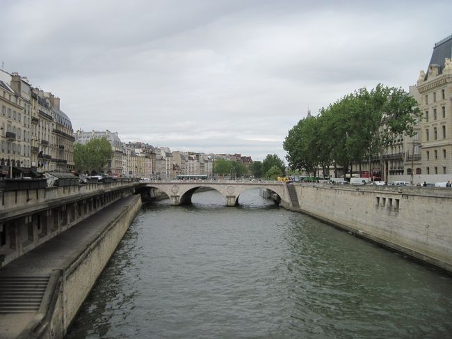 シテ島に到着。