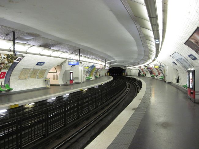 今日はプロヴァンへ向かう。