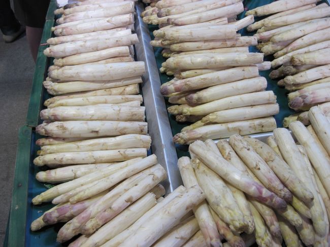 そういえば、ドイツで今の時期、これ食べたな。。