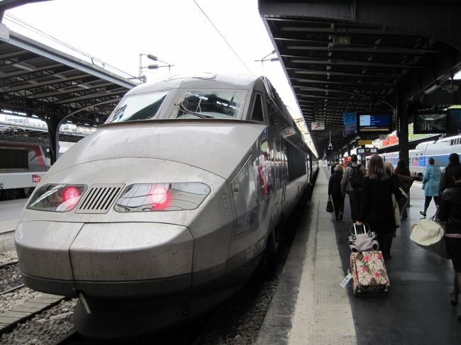 TGVに乗り換え。