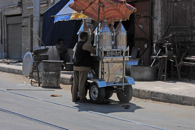 なにか飲み物を売っているみたいだけど、お腹壊しそうだしやめました〜。