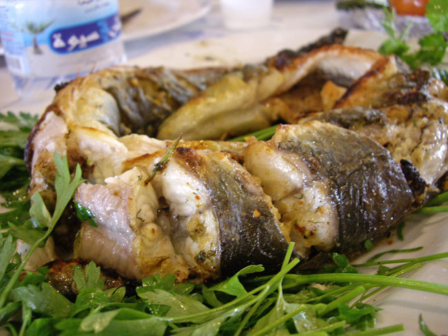 結構脂がのっていて美味しかったです。<br />でも、日本の鰻は焼かれて脂が程よく落ちているのだけど、これはそのままだから少しでお腹いっぱいになっちゃうね。<br /><br />今回もエジプト料理を美味しく頂きました！