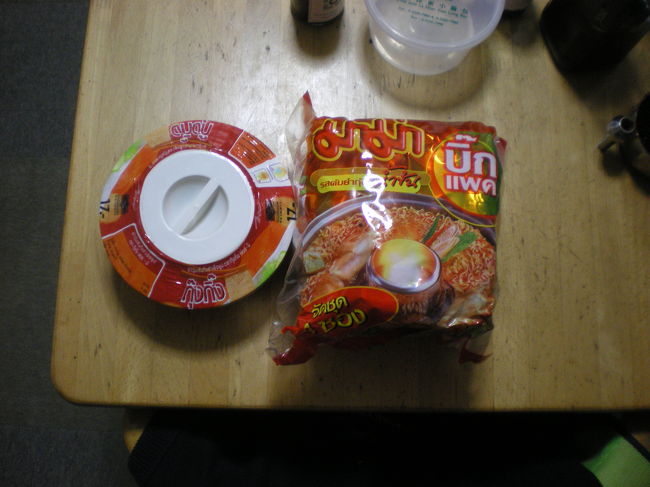 即席ラーメン　ばら撒きよう。