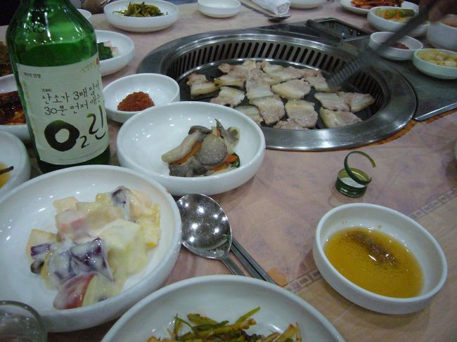 　歓迎会の焼き肉。美味しかったです。