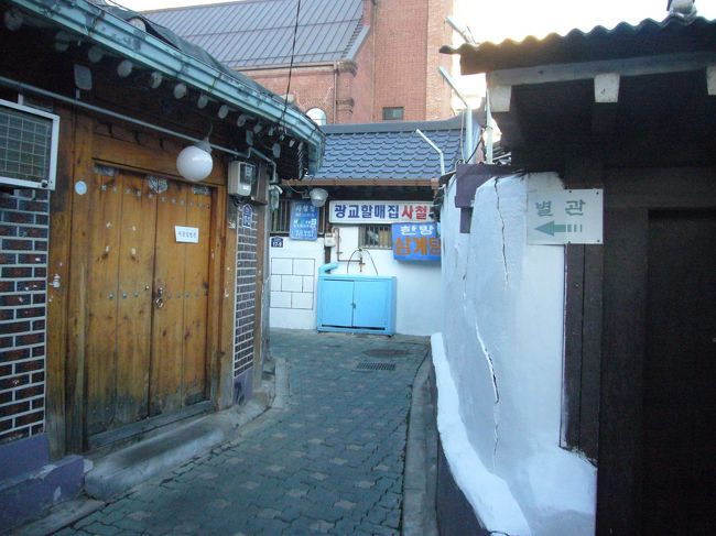 　ソウルの仁寺洞の裏通り。