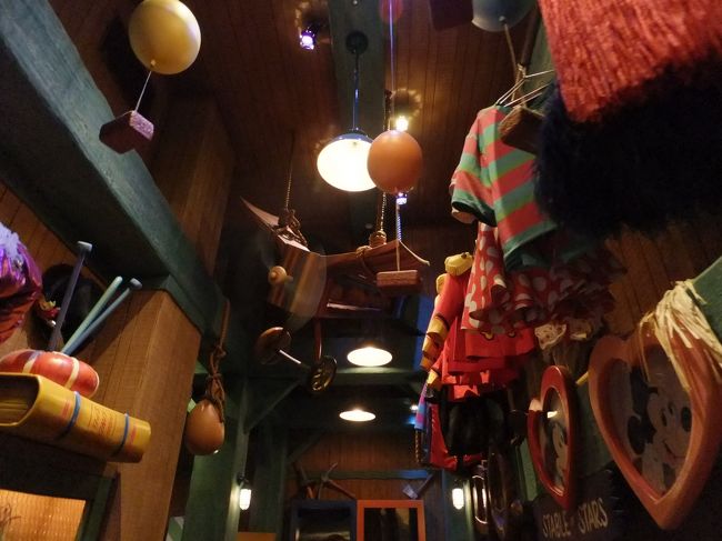 ミッキーの衣裳部屋に突入です