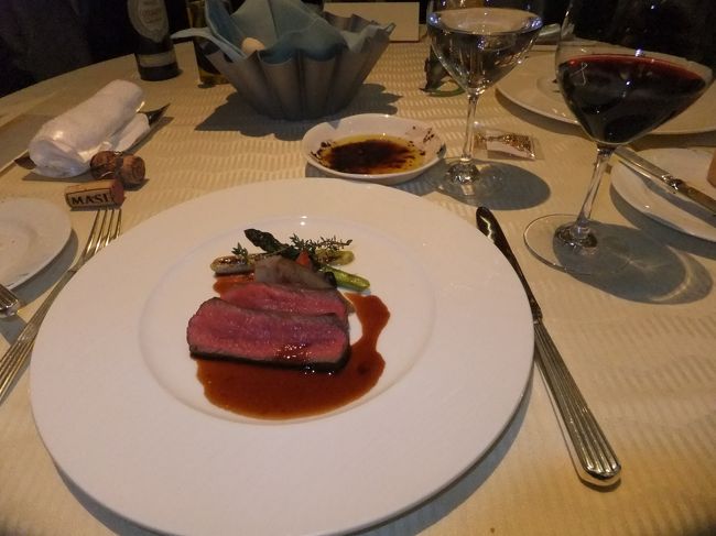 特選和牛フィレ肉のグリル　マルサラソース季節の野菜添え<br /><br />お肉もいつもとっても美味しいのです。<br /><br />