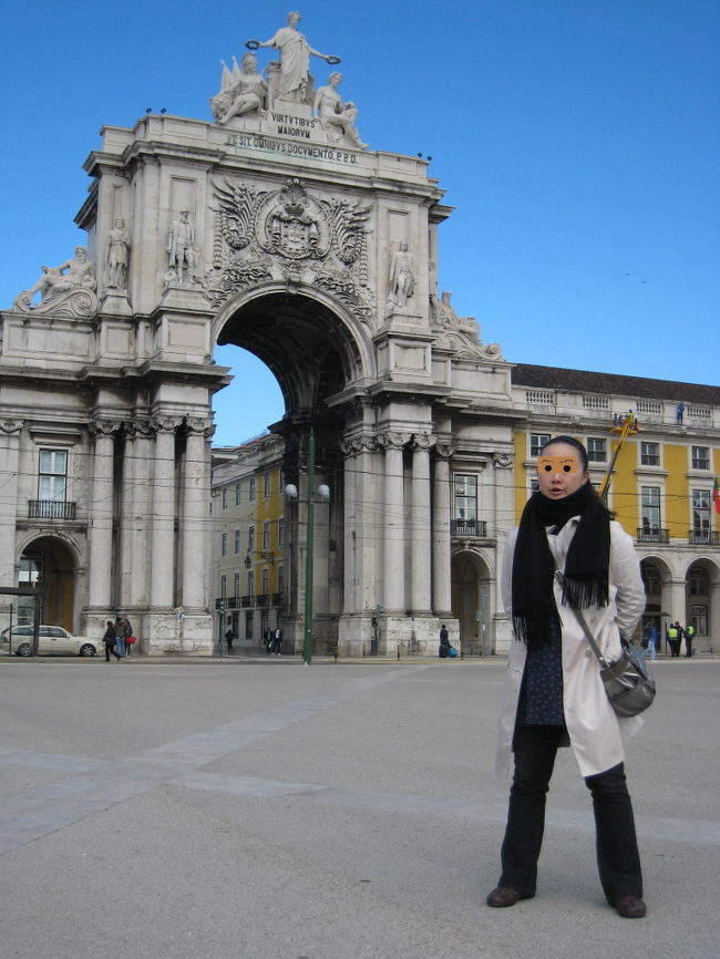 テージョ川に面したコメルシオ広場。やたら広い！こういう空間の使い方って、日本ではできないよなあ。。。