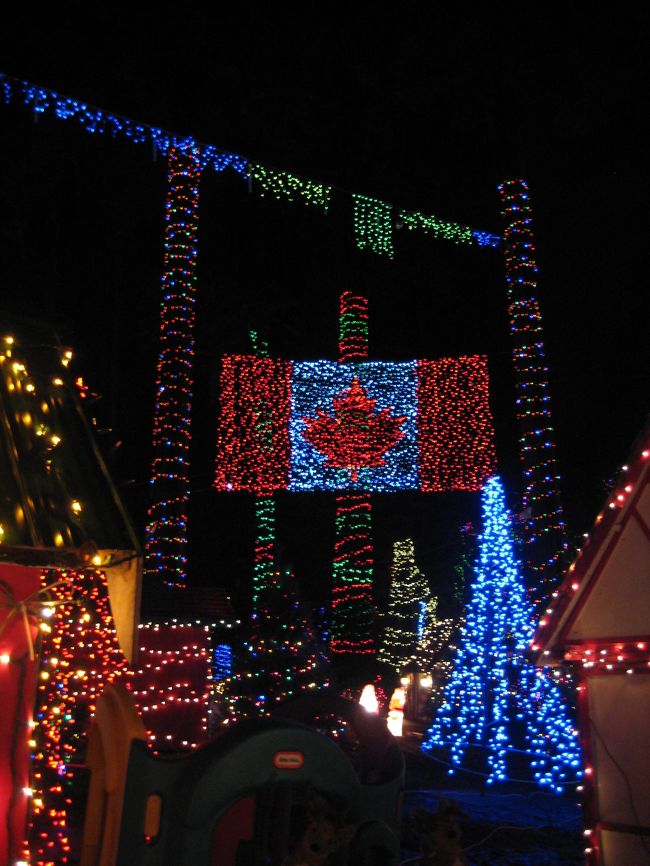 カラフルなイルミネーションがきれい！<br />