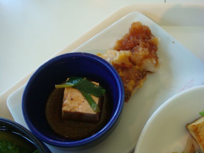 これは、島豆腐の麻婆って書いてあったと思う。<br />特別すーーーっごく美味しい訳じゃないけど<br />独創的で美味しかったな。<br /><br />