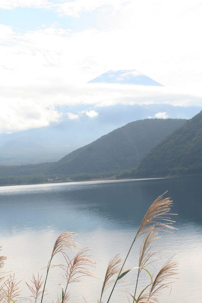 本栖湖からの富士山