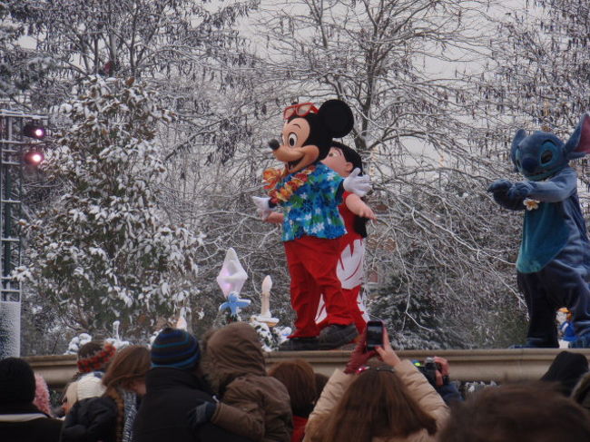 寒さに負けて、暗くなる前に撤収。<br /><br />　⑧イギリス（ロンドン）編へつづく・・・