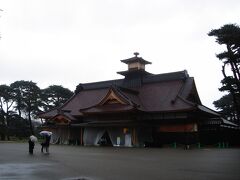 そんな函館奉行所が今年７月に復元されたそうです。

館内で流れている復元までの記録映像がなかなか面白くて、見入ってしまいます。