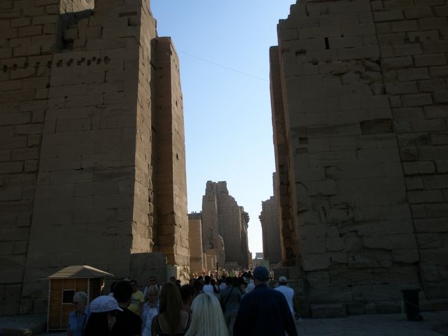 カルナック神殿。