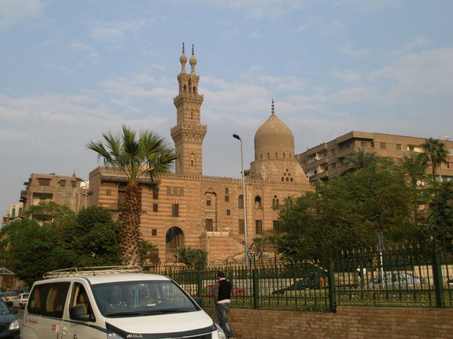 ガーマ・アズハル