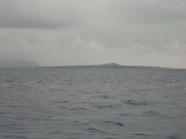 小浜島が右に見えました。