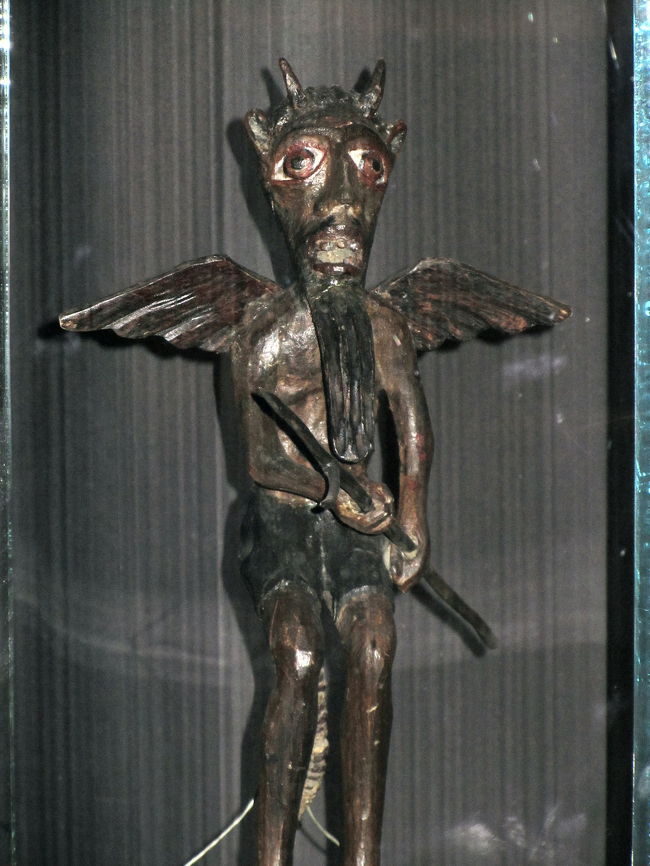 2010年バルト3国旅行第4日目(2)カウナス:ユニークな悪魔の博物館(1)画家ジムイジナヴィチウスのコレクション