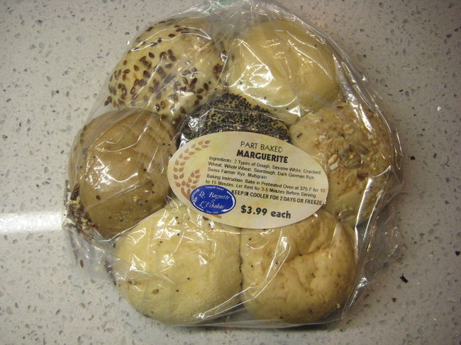 Ｌａ Ｂａｇｕｅｔｔｅ ＆ Ｌ'Ｅｃｈａｌｏｔｅで買ったもの。<br /><br />ＰＡＲＴ ＢＡＫＥＤ ＭＡＲＧＵＥＲＩＴＥ＄３．９９。