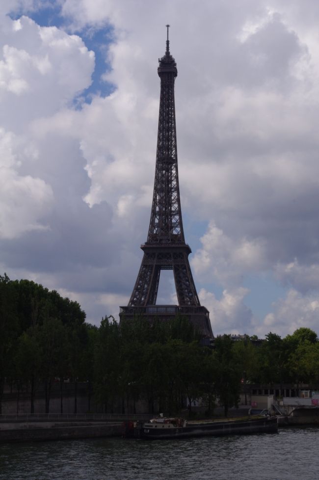 エッフェル塔をズームアップ。