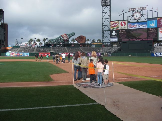 １塁ベースからスタート。