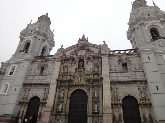 旧市街を観光。