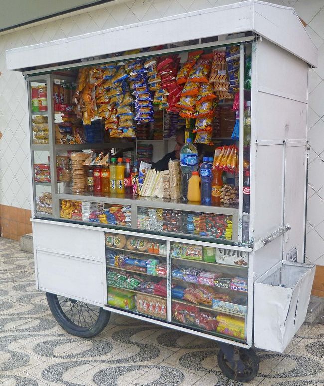 リマの街並み、移動式キオスク。