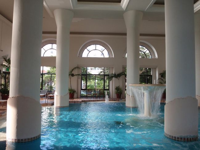 リラクゼーションプールへ