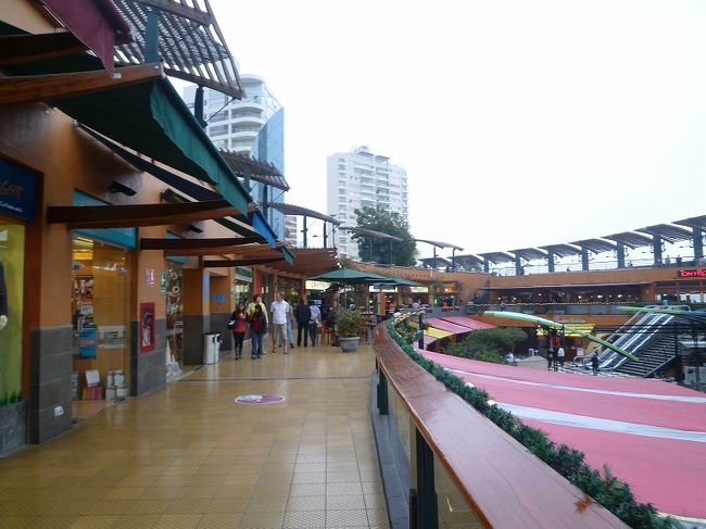 ショッピングモール