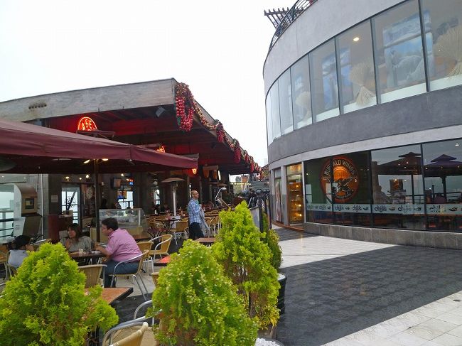 ショッピングモール