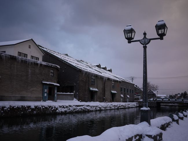 運河とガス燈