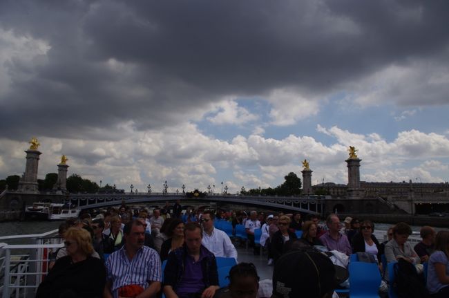 いくつもの橋をくぐってきました。