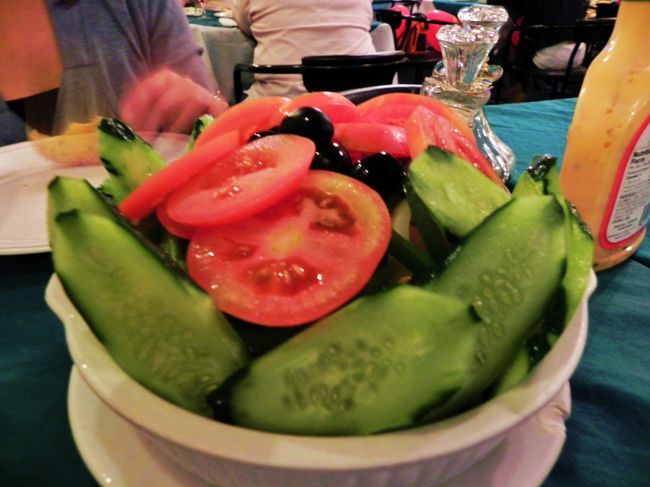 なかなか減らないガーデンサラダ