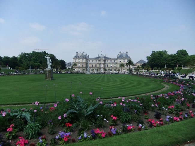 天気が良くて公園を散歩するのにもってこいでした。
