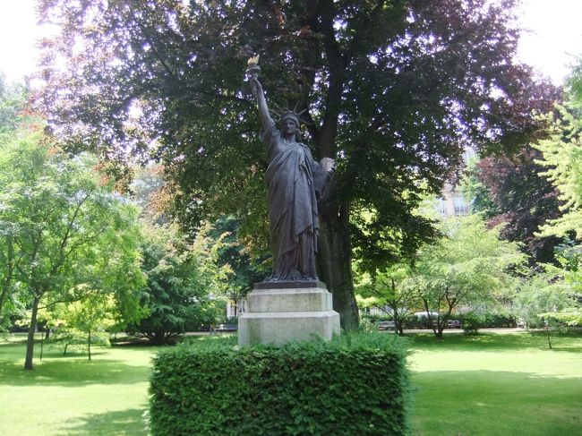 自由の女神発見！いったい世界にはいくつ自由の女神があるんだ…。<br />